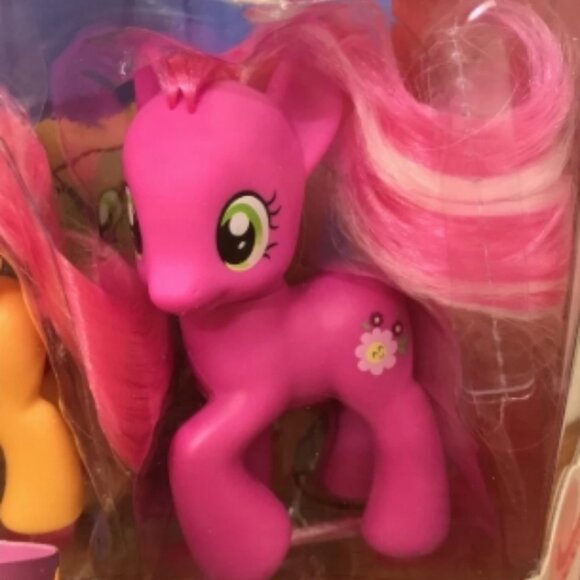 My Little Pony School Pals & Cheeriee Figure Set BNIB 🆕⌚📦🏃💨🚚 - Picture 5 of 16